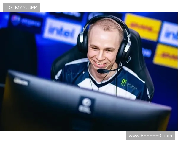 全球总决赛回顾：FPX灵活应变展现战术深度与团队默契